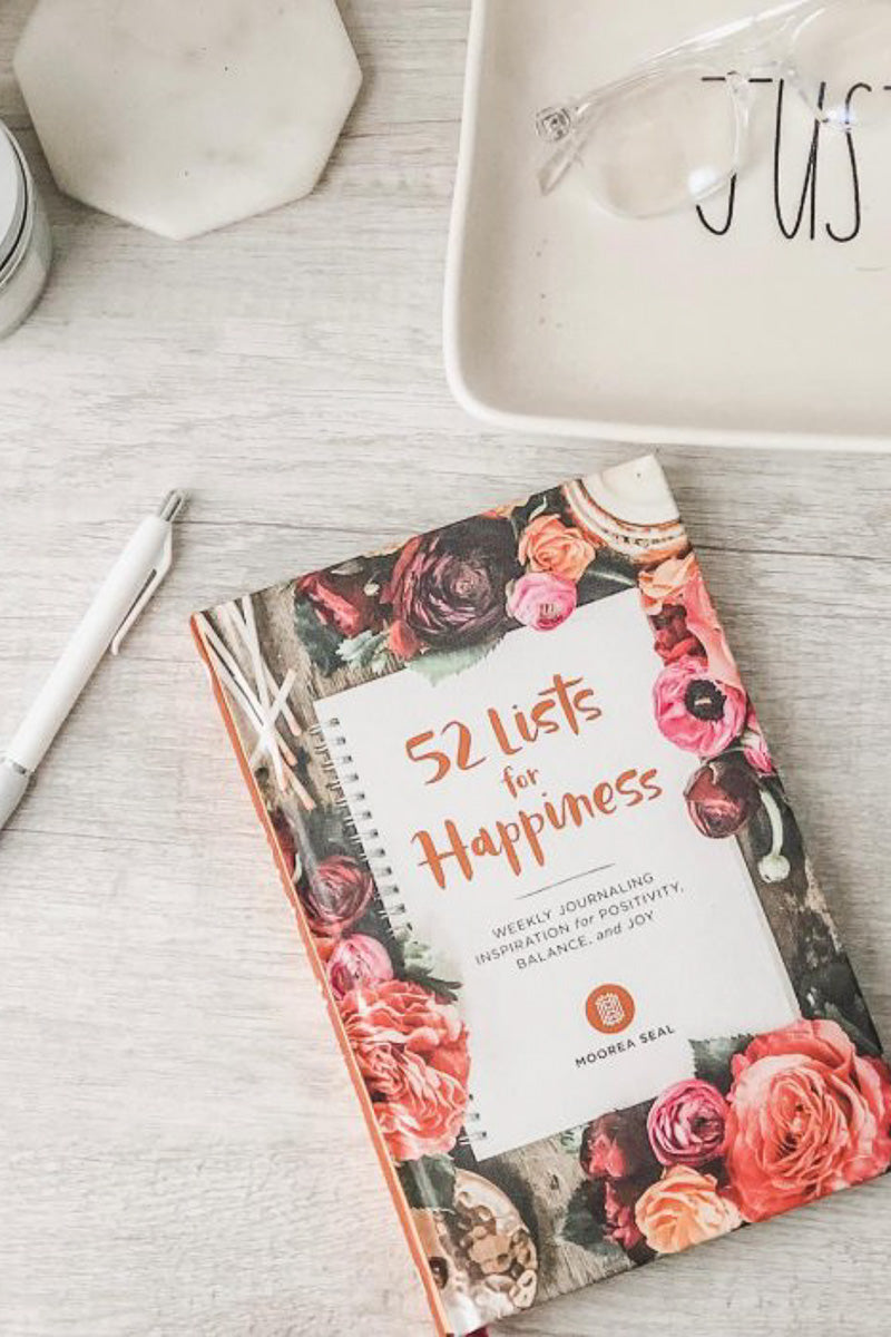 52 Lists for Happiness: Weekly Journaling and Inspiration for Positivity