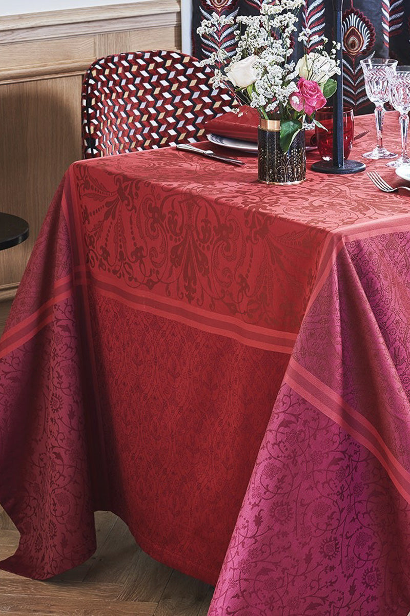 Garnier-Thiebaut Cassandre Grenat Tablecloth 69" x 100"