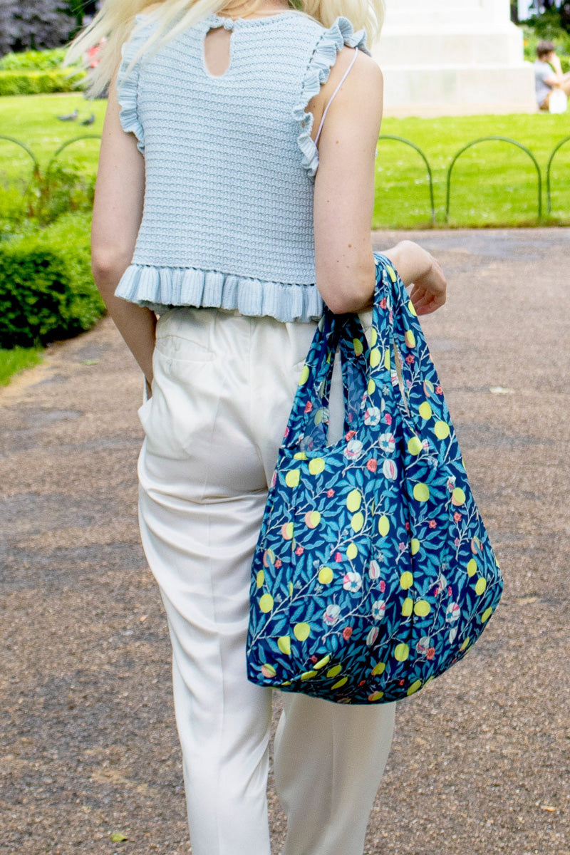 Kind Bag Reuseable Bag Medium William Morris Fruit