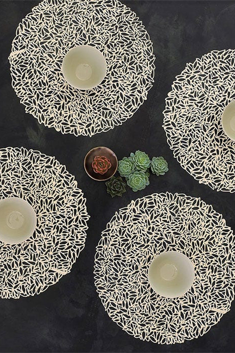 Chilewich Pressed Petal Placemat Round 15" Champagne