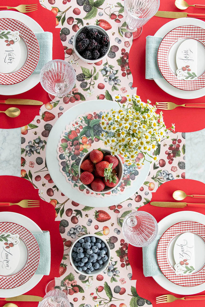 Hester & Cook Wild Berry Runner 20'x 25'