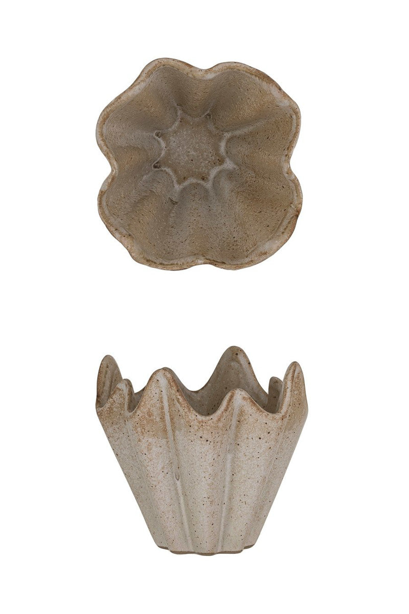 Stoneware Pleated Planter Cream