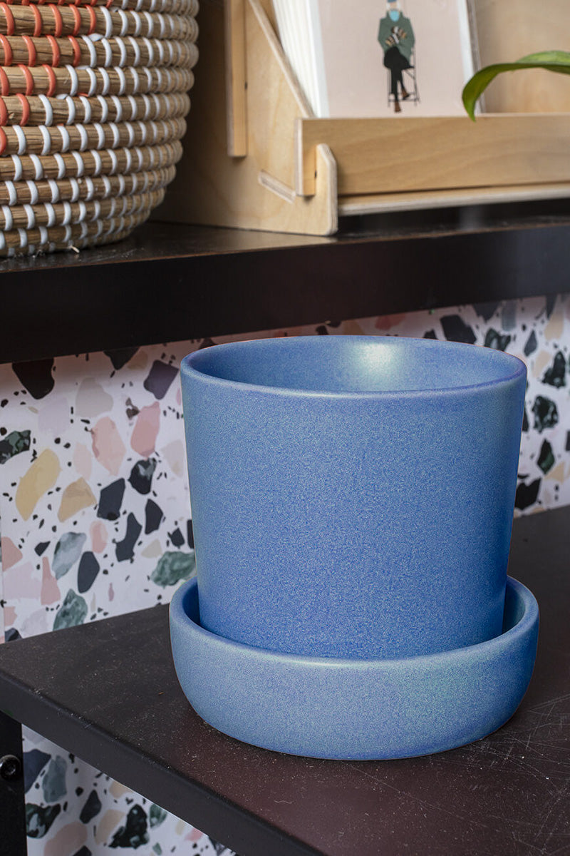 Watson Pot with Saucer 5.25"x5"