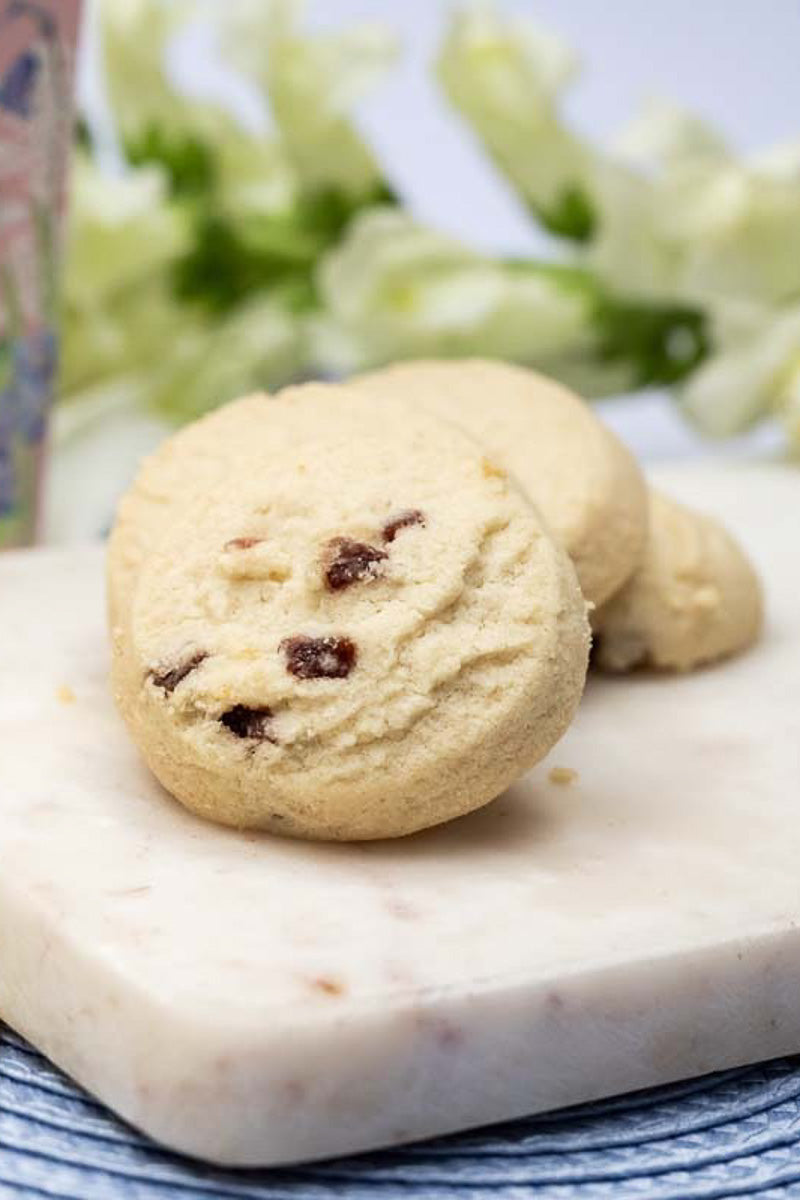 Farmhouse Biscuits Strawberry & Clotted Cream