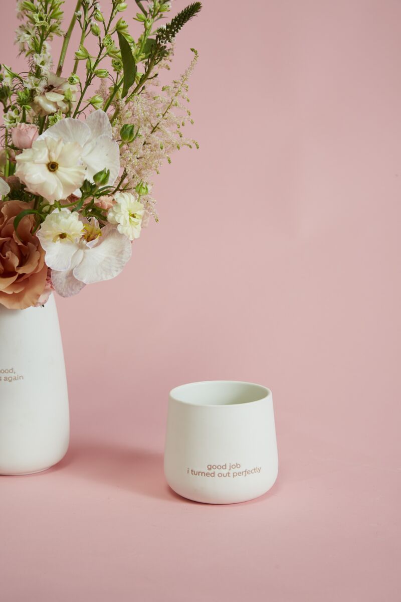 "Dear Mom"  Pot 4.25" White