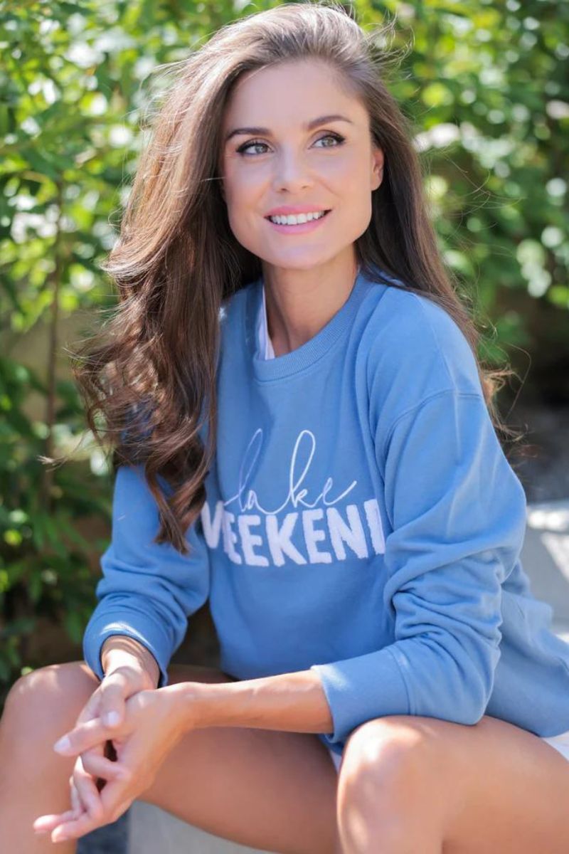 Shiraleah "Lake Weekend" Blue Sweatshirt Extra Large